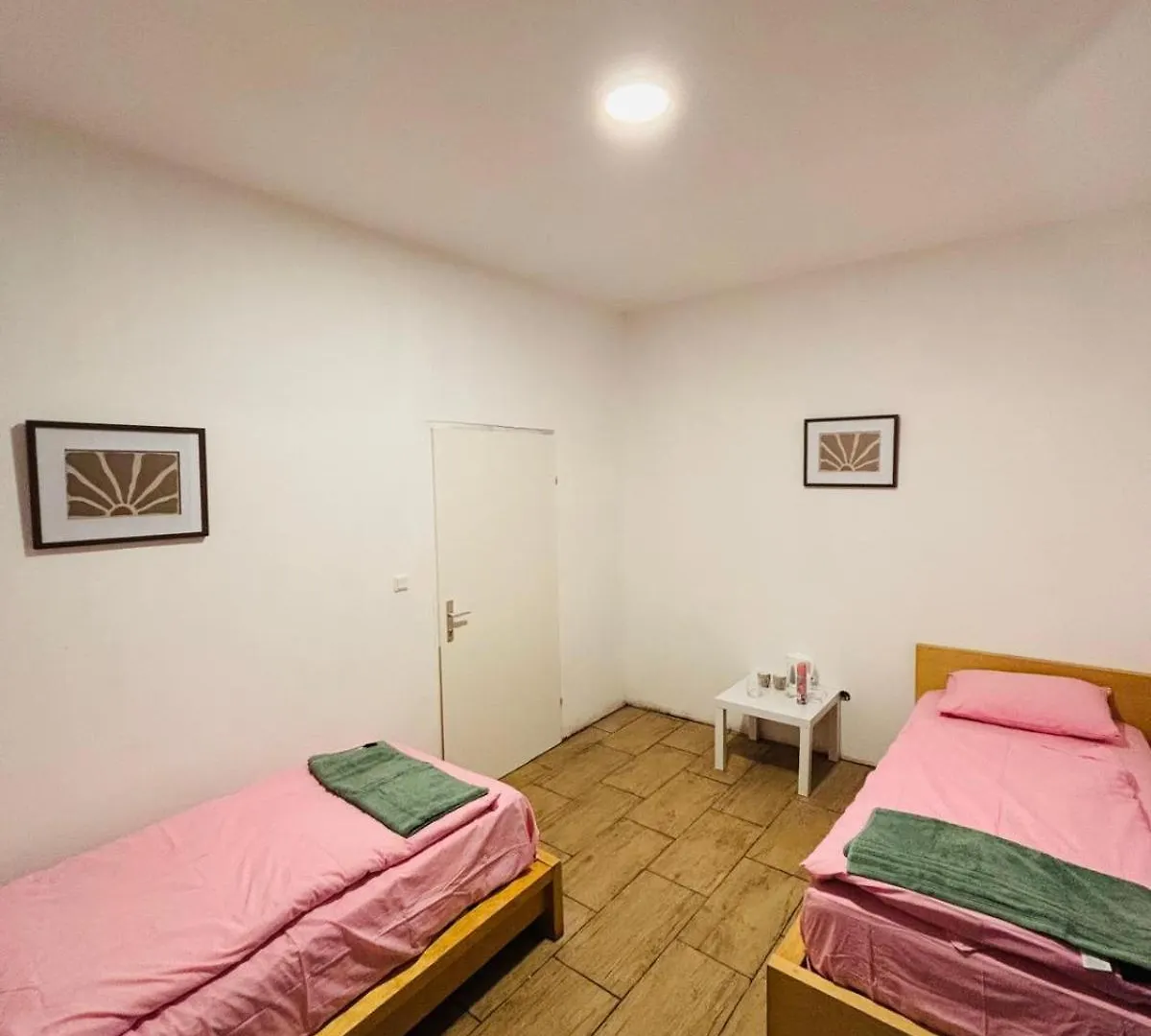 Penzingrooms Wien אוסטריה