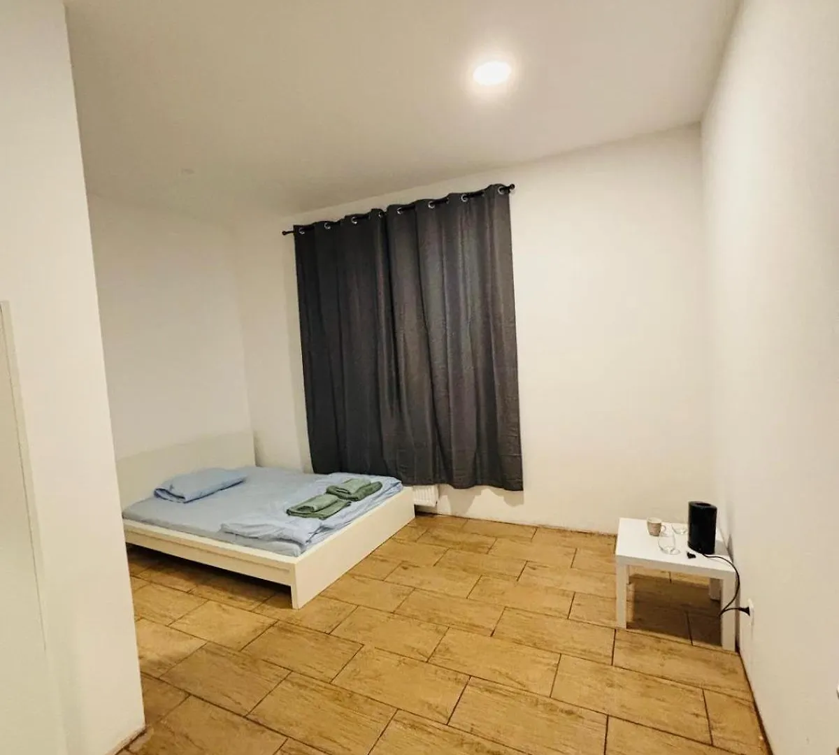 בית הארחה Penzingrooms Wien אוסטריה